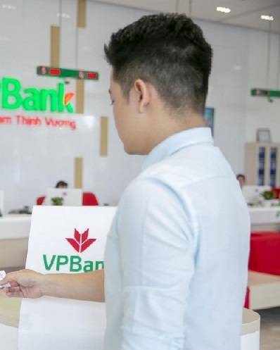 Anh Tuấn phản hồi về dịch vụ rút tiền thẻ tín dụng VPbank
